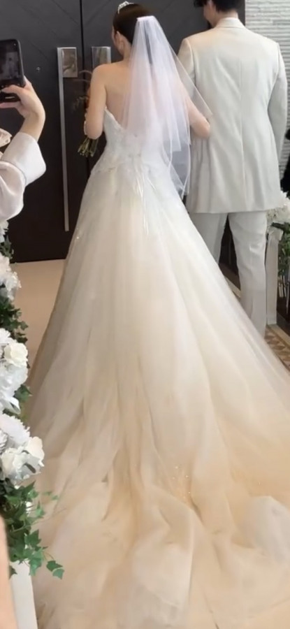 ハさんのウエディングドレスの写真