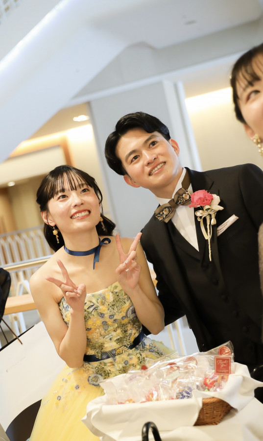 菜の花のてんとうむしさんのプチギフトの写真