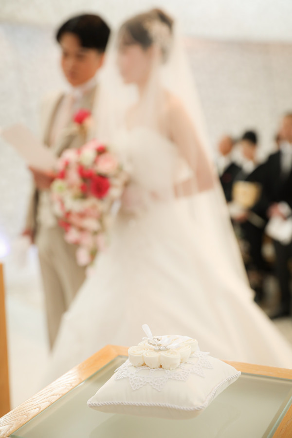 ほっこりする雰囲気、式場への安心感、クラシックな披露宴会場で華やかな結婚式