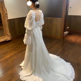 りょんさんのウエディングドレスの写真