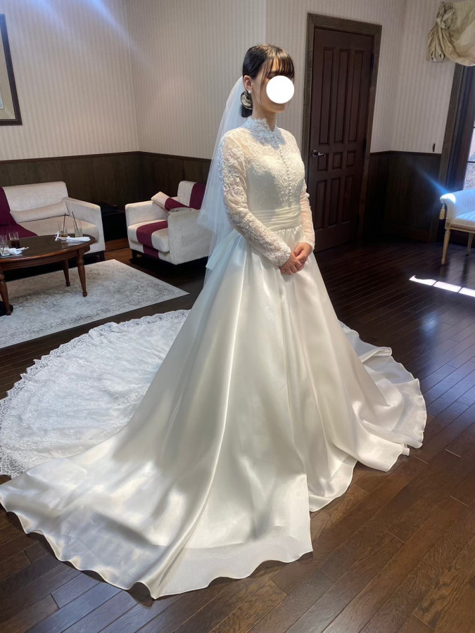 りょんさんのウエディングドレスの写真