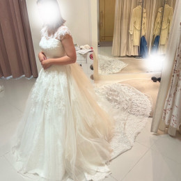 manaさんのウエディングドレスの写真