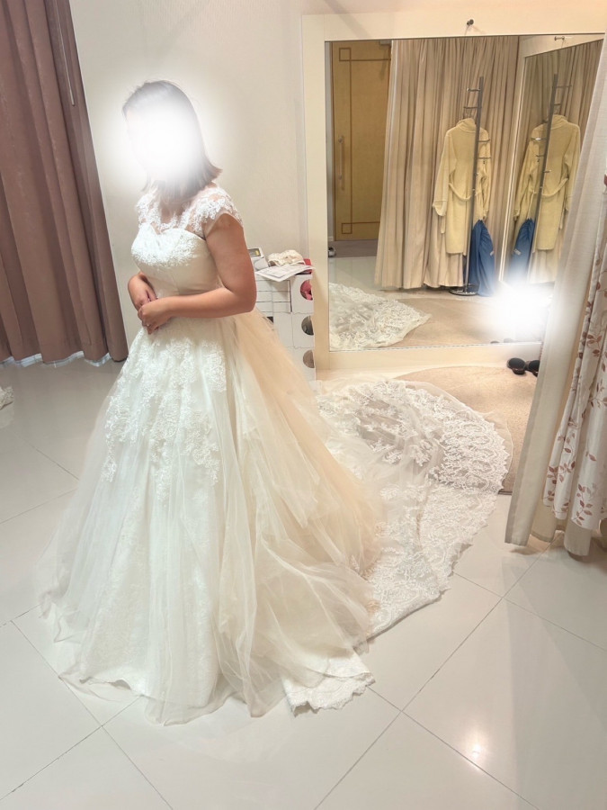 manaさんのウエディングドレスの写真