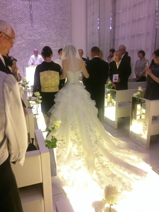 オガさんのウエディングドレスの写真