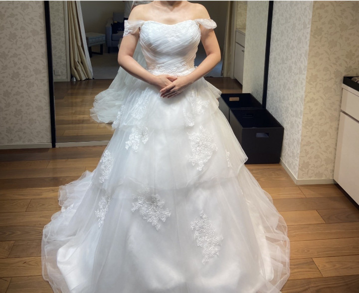 naさんのウエディングドレスの写真