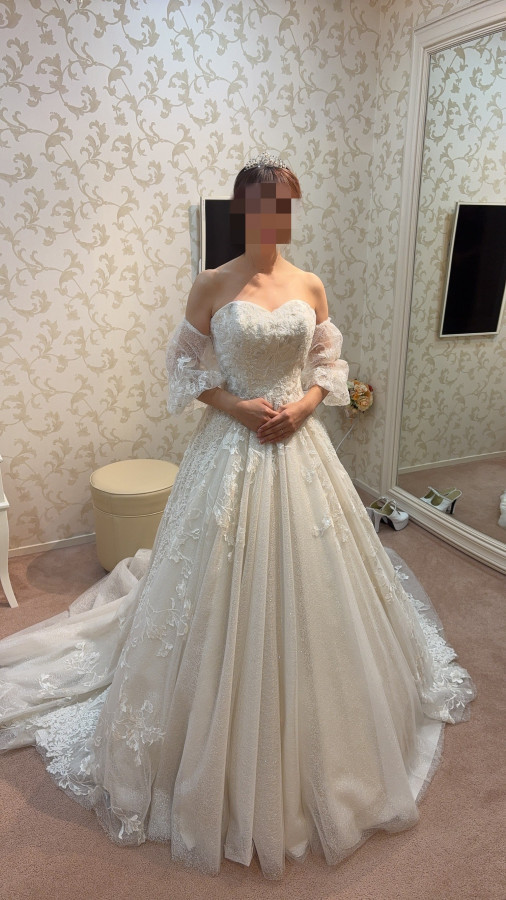 ちろるさんのウエディングドレスの写真