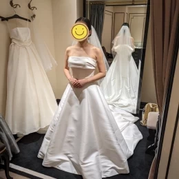 なむさんのウエディングドレスの写真