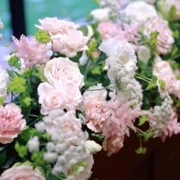 ぽぽさんの装花の写真