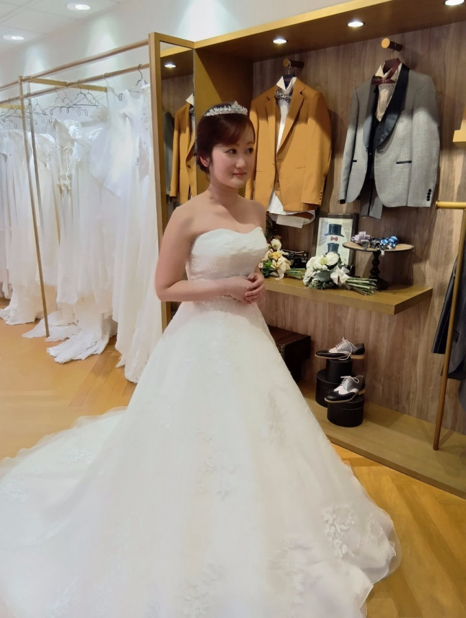 みどりさんのウエディングドレスの写真