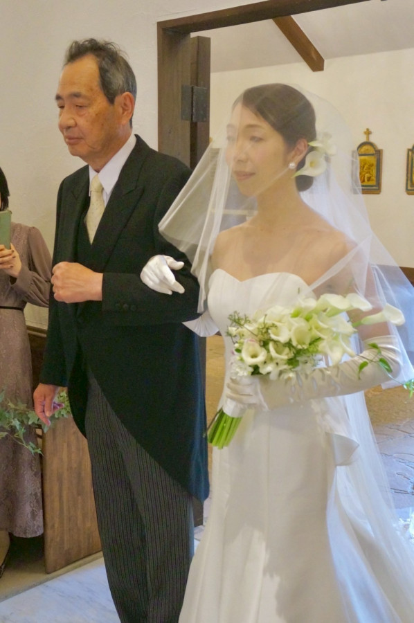 シーバさんのウエディングドレスの写真