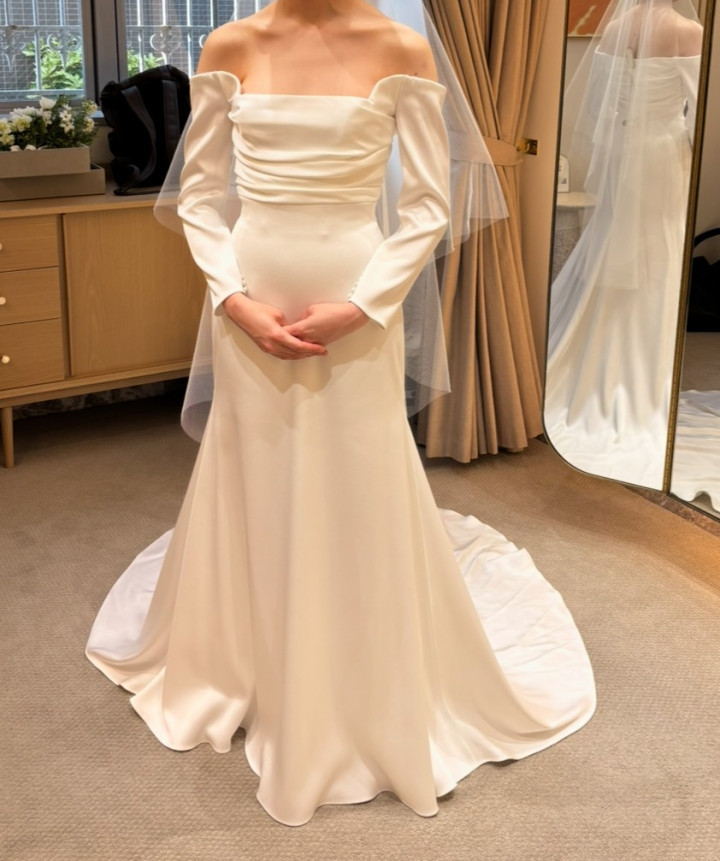 もさんのウエディングドレスの写真