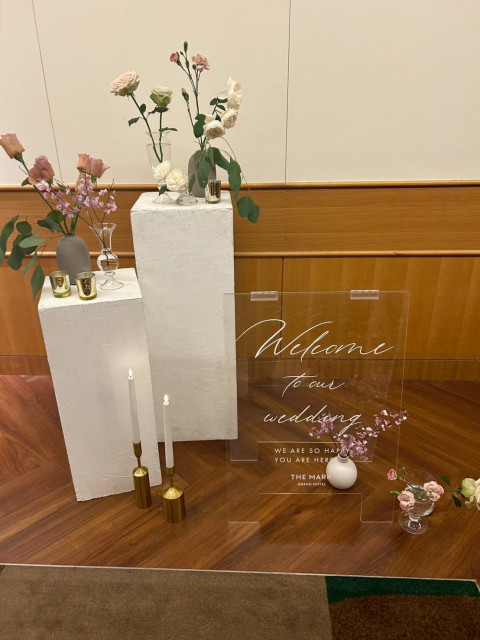妊娠7ヶ月の花嫁さんの会場装飾アイテムの写真