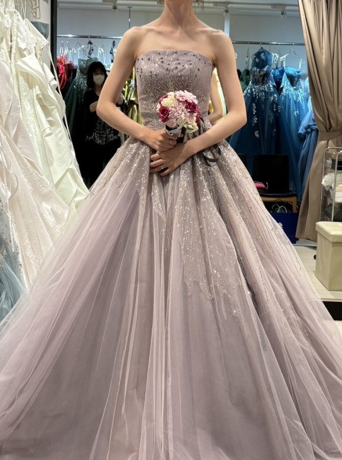 さきさんのカラードレスの写真