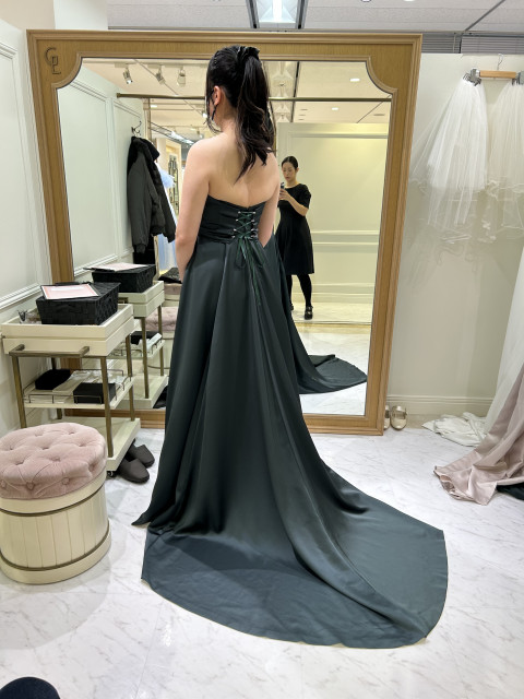 ねむりひめさんのカラードレスの写真