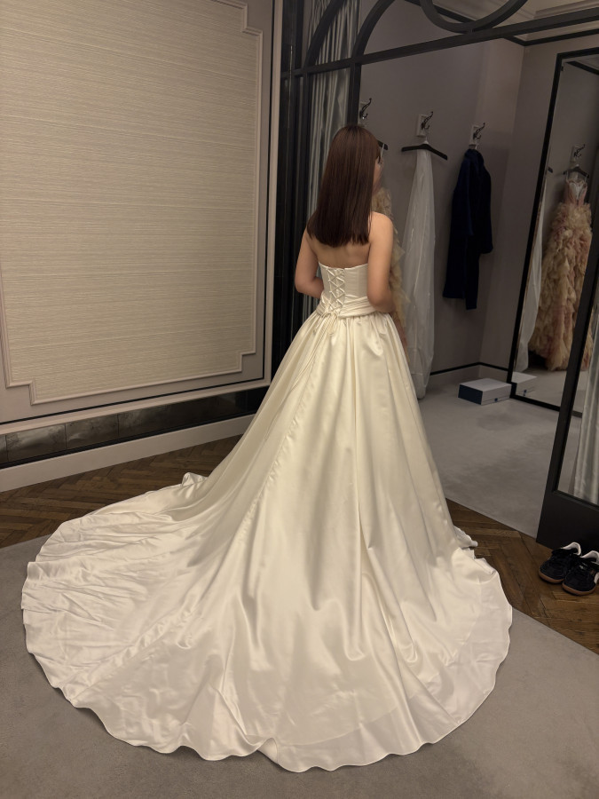 aoiさんのウエディングドレスの写真
