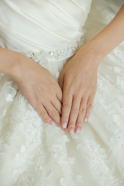 花嫁さんのネイルの写真