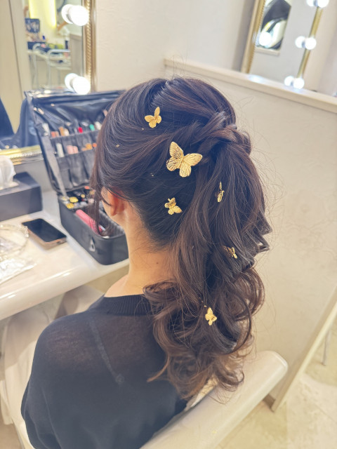 にゃんさんのヘアメイクの写真