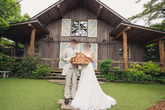 Oliさんの結婚証明書の写真