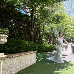 リス犬さんのウエディングドレスの写真