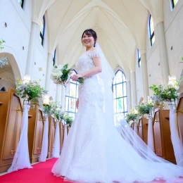 ユリさんのウエディングドレスの写真
