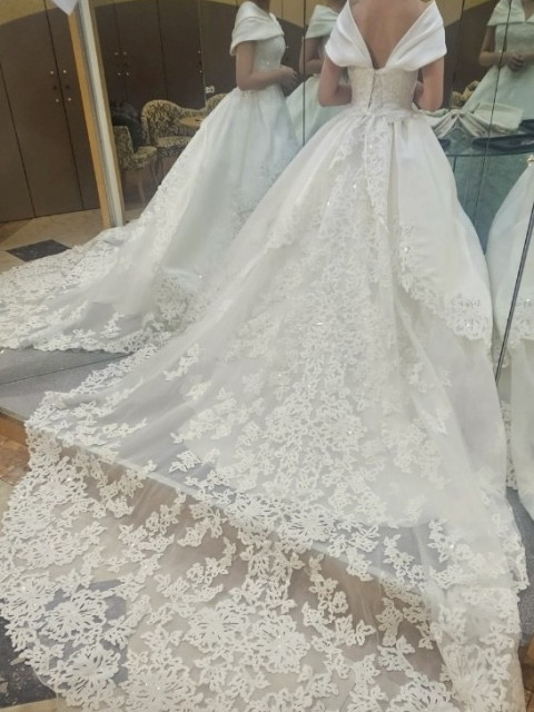 ぷぷぷさんのウエディングドレスの写真