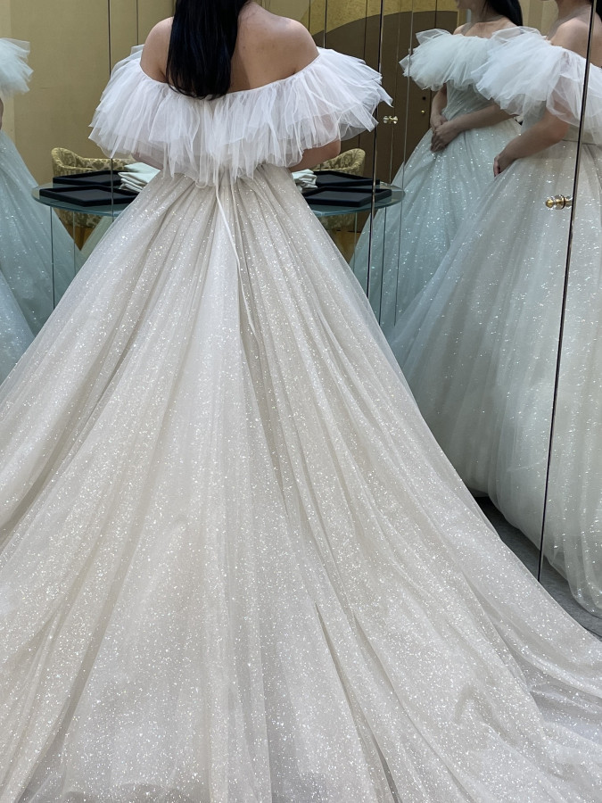 ぷぷぷさんのウエディングドレスの写真