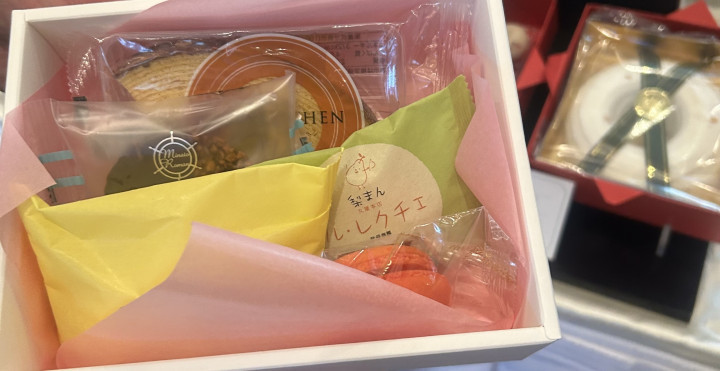 ボンボヤージュさんの引き菓子の写真