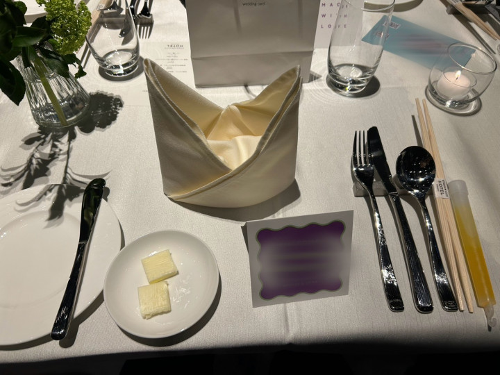 eさんの席次表・メニュー表の写真