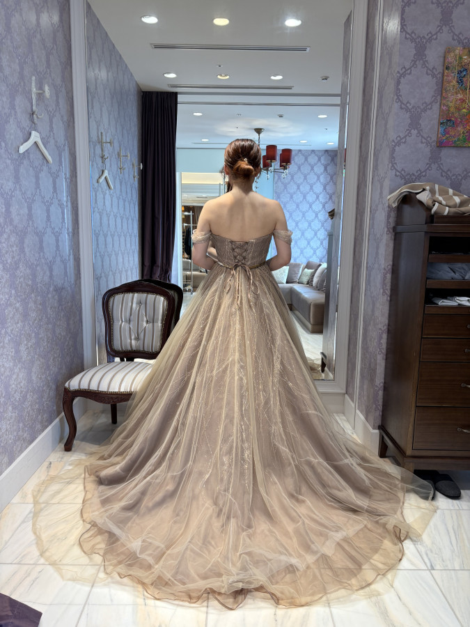 ようこさんのカラードレスの写真