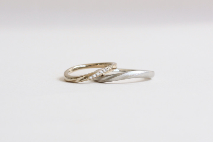 ゆずさんの結婚指輪の写真