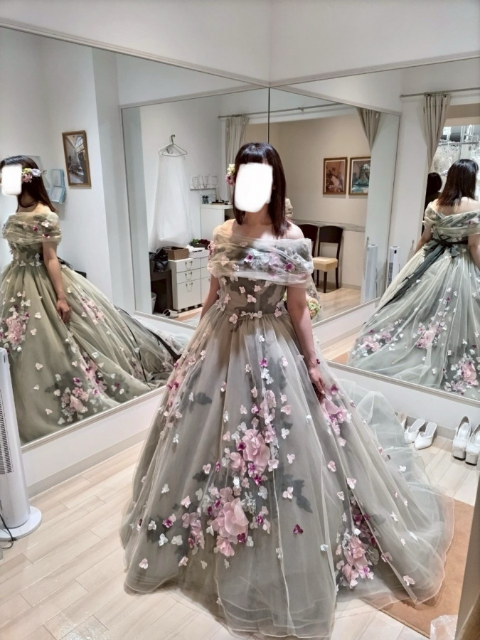 しゃんしゃんさんのカラードレスの写真