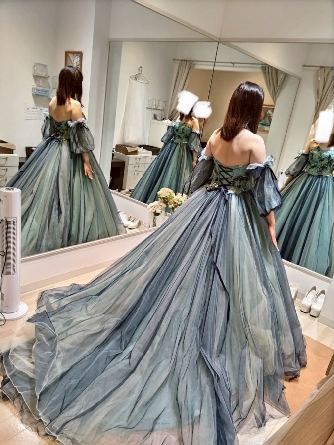 しゃんしゃんさんのカラードレスの写真