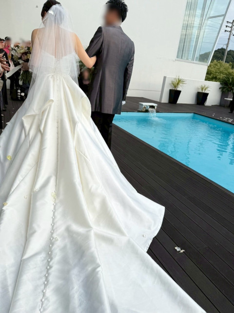 ひさんのウエディングドレスの写真