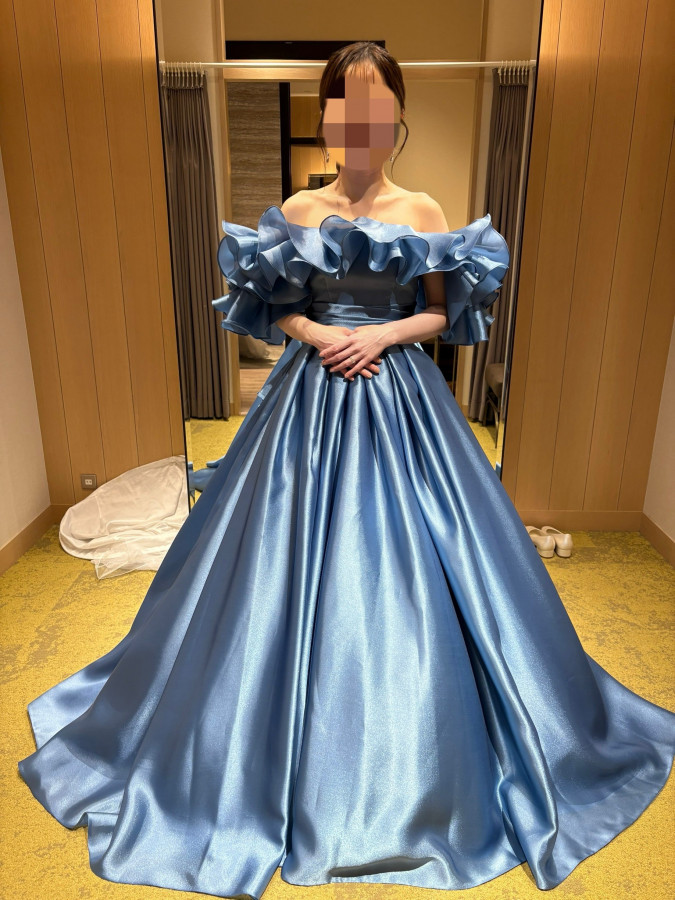 のすけまみさんのカラードレスの写真