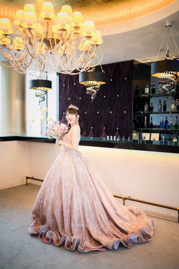 嵐最高さんのカラードレスの写真