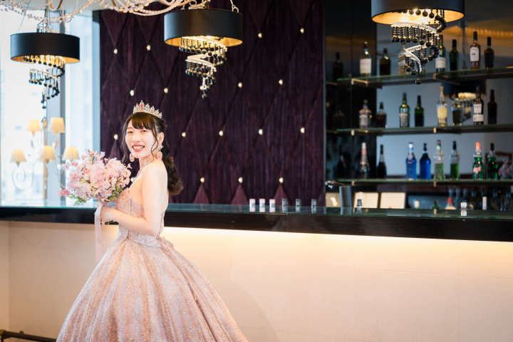 嵐最高さんのカラードレスの写真