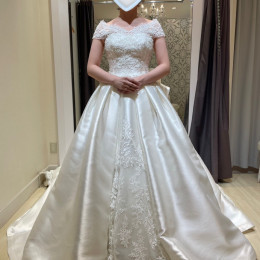 てちこさんのウエディングドレスの写真