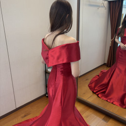 なーさんのカラードレスの写真