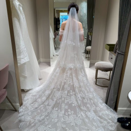 あみさんのウエディングドレスの写真