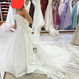 かいさんのウエディングドレスの写真