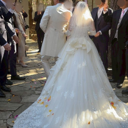 サキさんのウエディングドレスの写真