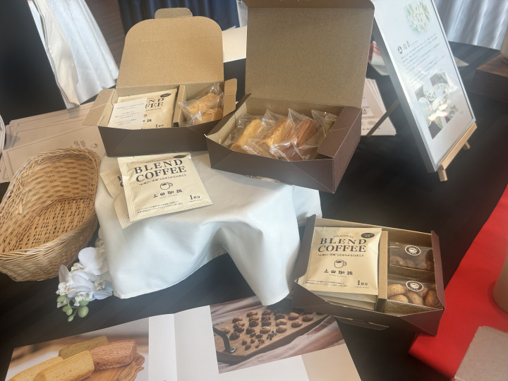 マナさんの引き菓子の写真