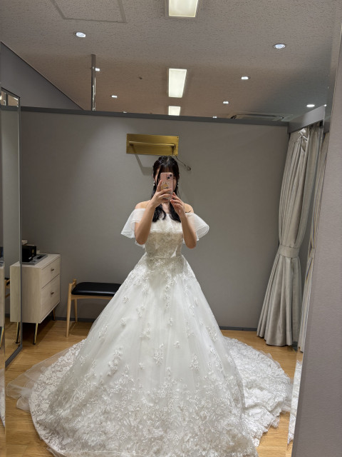 こだっくさんのウエディングドレスの写真