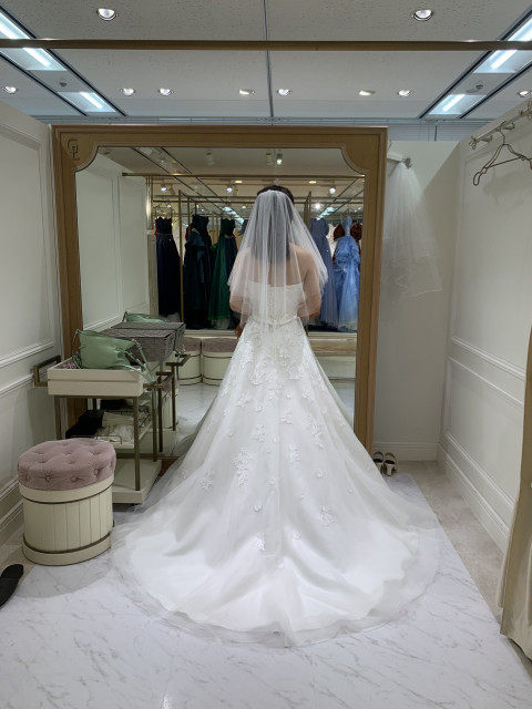 ポンポンタルトさんのウエディングドレスの写真