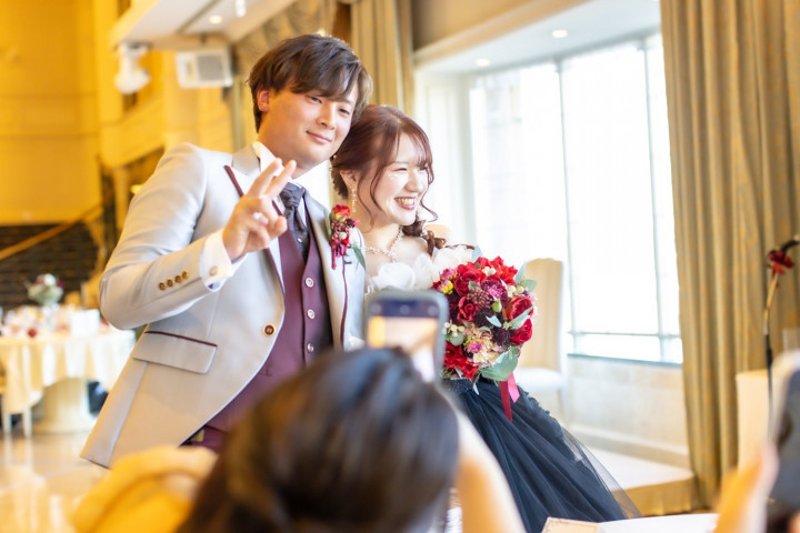 あやかさんのカラードレスの写真