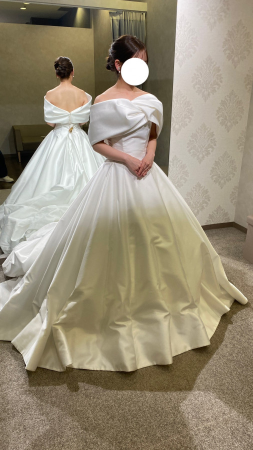 みゆさんのウエディングドレスの写真