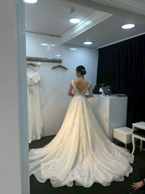 tomokaさんのウエディングドレスの写真