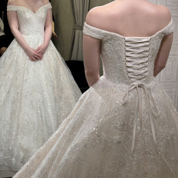 モモカさんのウエディングドレスの写真