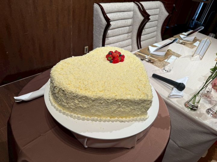 やまぐち夫婦さんのウエディングケーキの写真