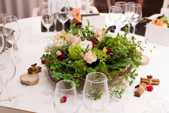 森をテーマにしたテーブルコーディネート